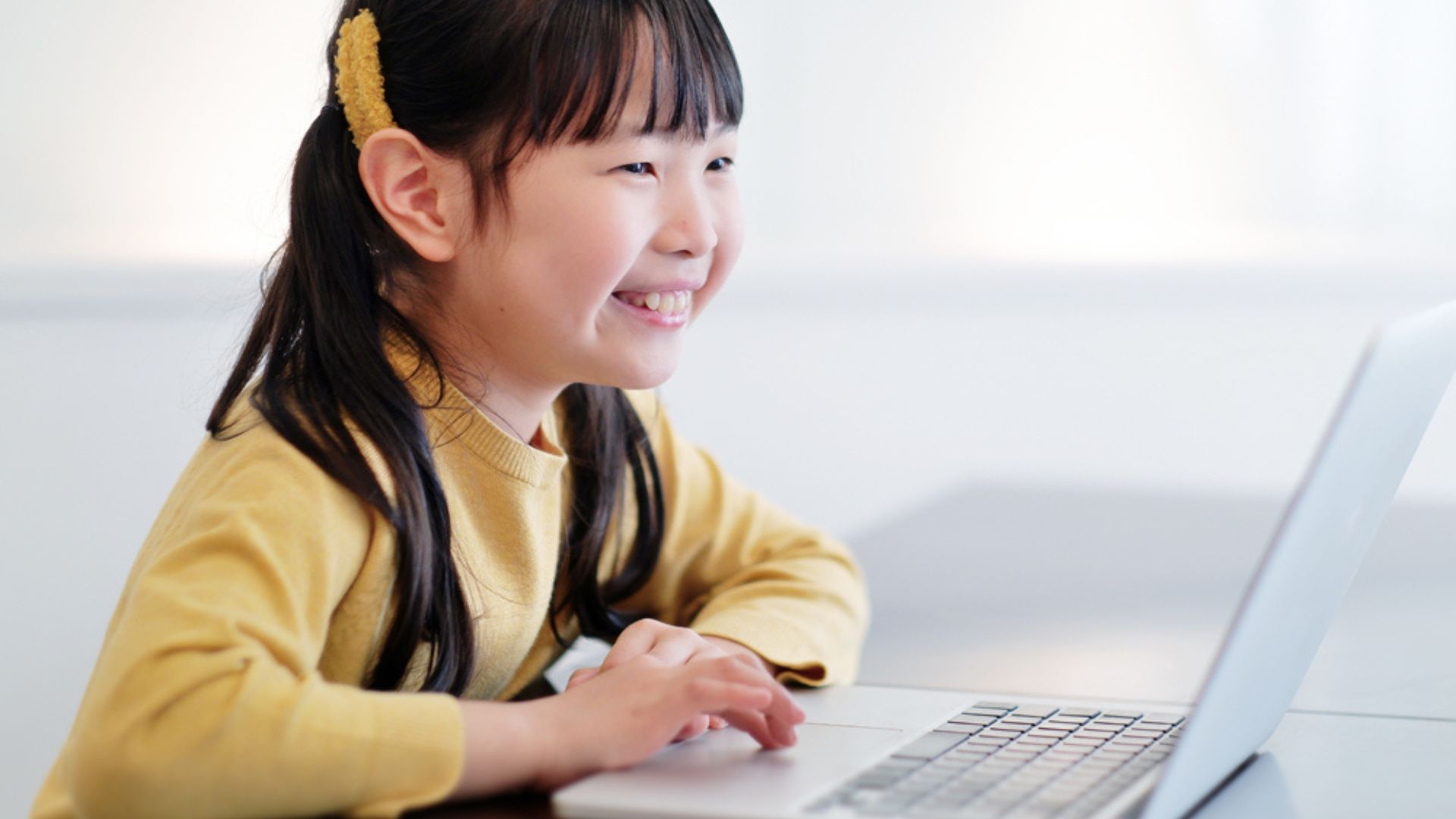 プロカテ 長崎プログラミング家庭教師で学ぶ子どものイメージ画像
